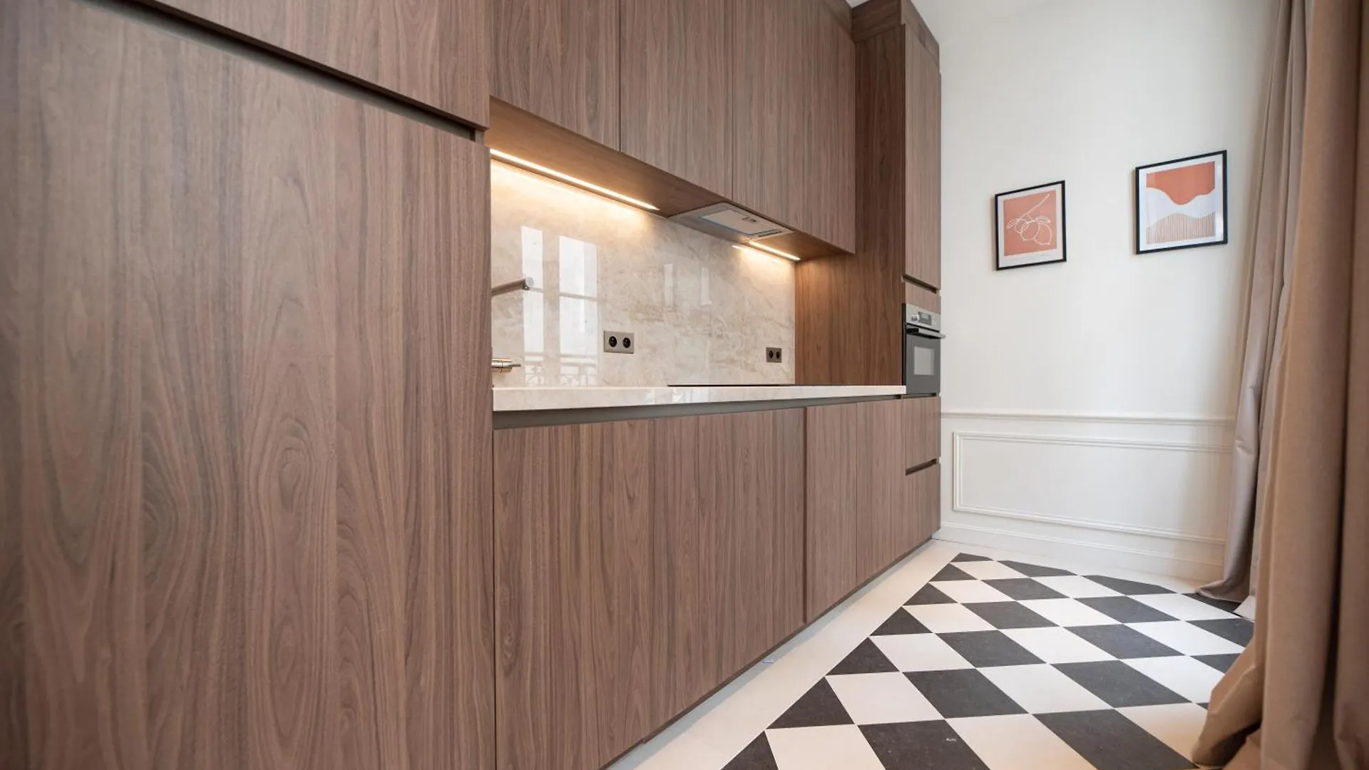 Apartment Louvre Saint Honore Paris