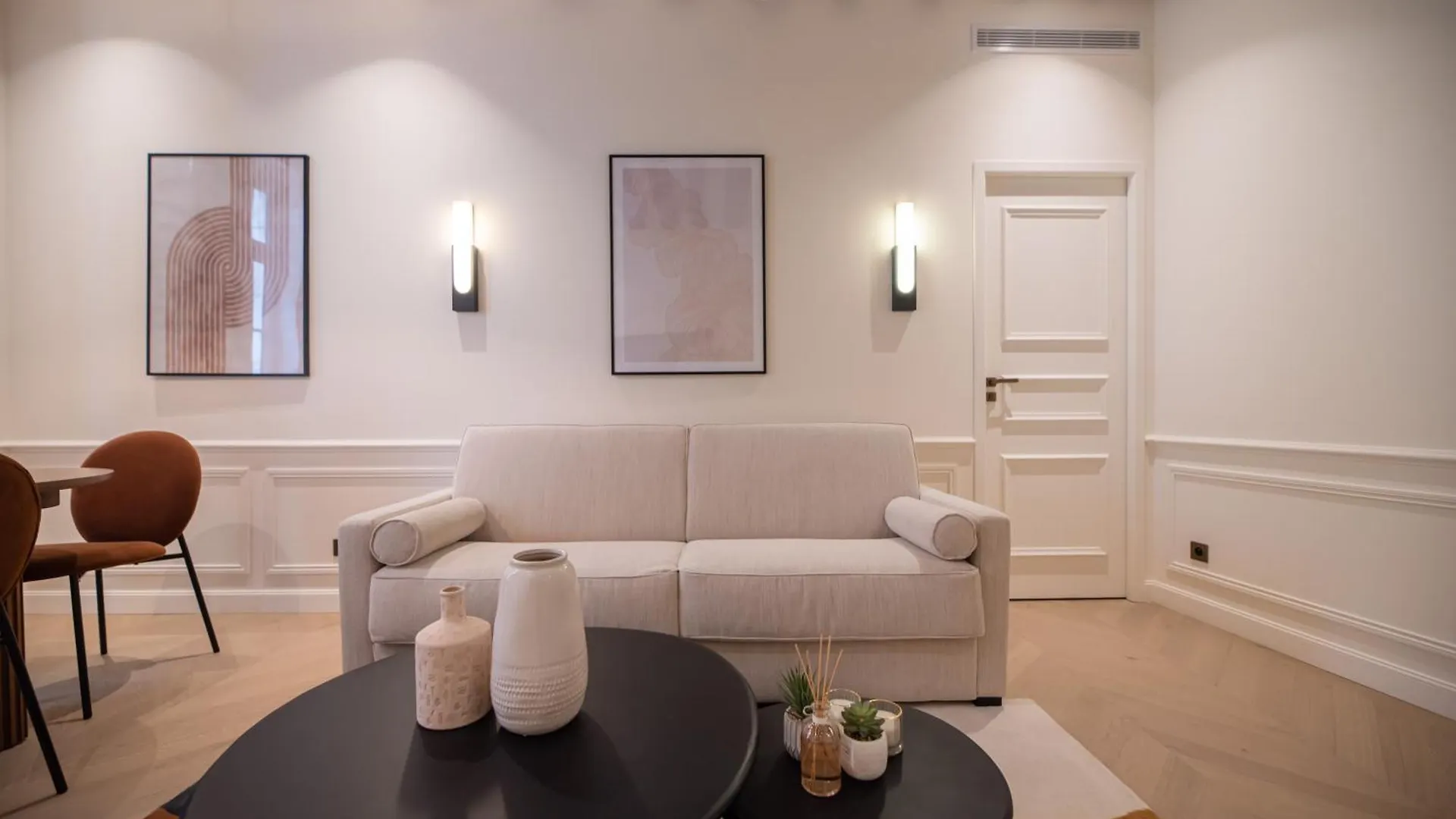 Louvre Saint Honore Paris Apartment